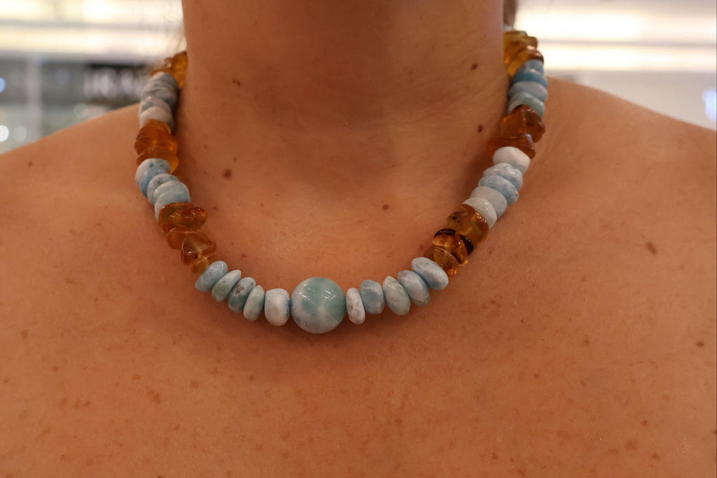 COLLAR