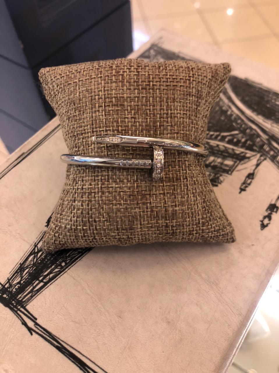 PULSERAS CLAVO